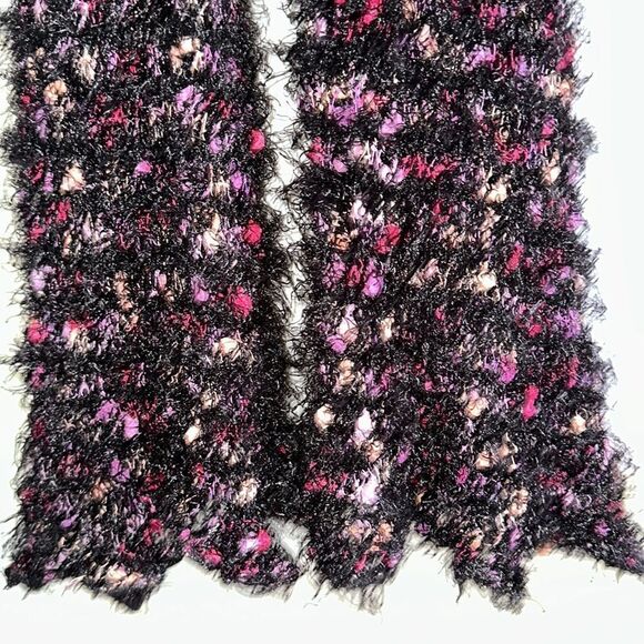 Space Age purple, pink, magenta & black fuzzy polyester scarf - Picture 3 of 6